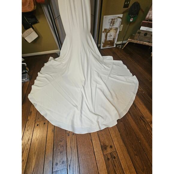 Tebault Bridal Mermaid Wedding Dress with Train – Size 18 True Size 14 - Picture 9 of 16